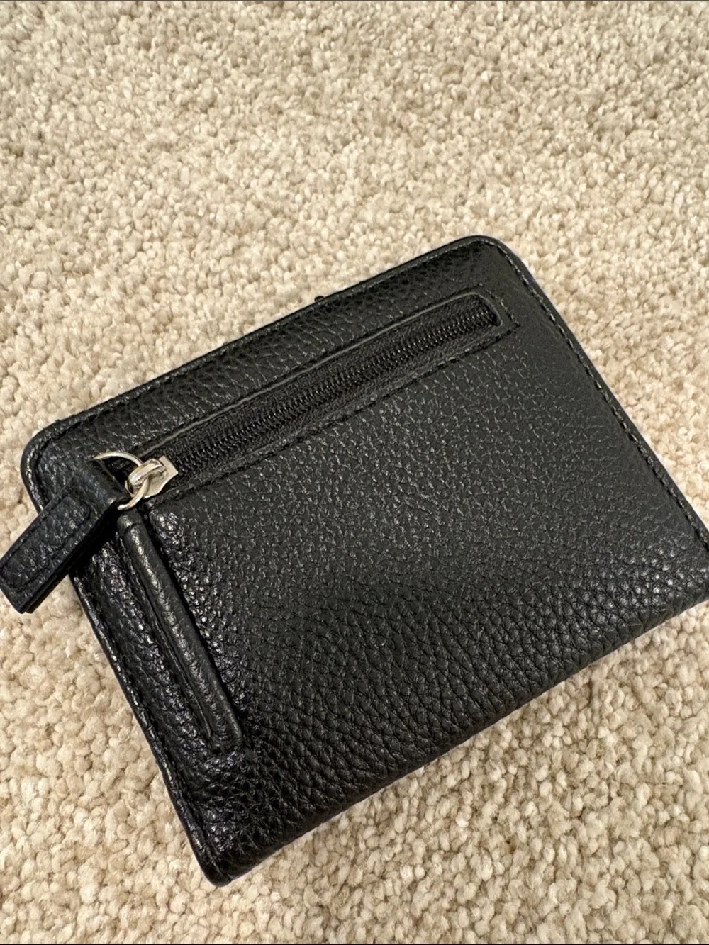 Classic Black Leather Bi-Fold Wallet - Unbranded